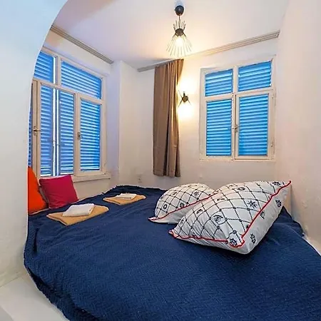 Mai Hotel 5*